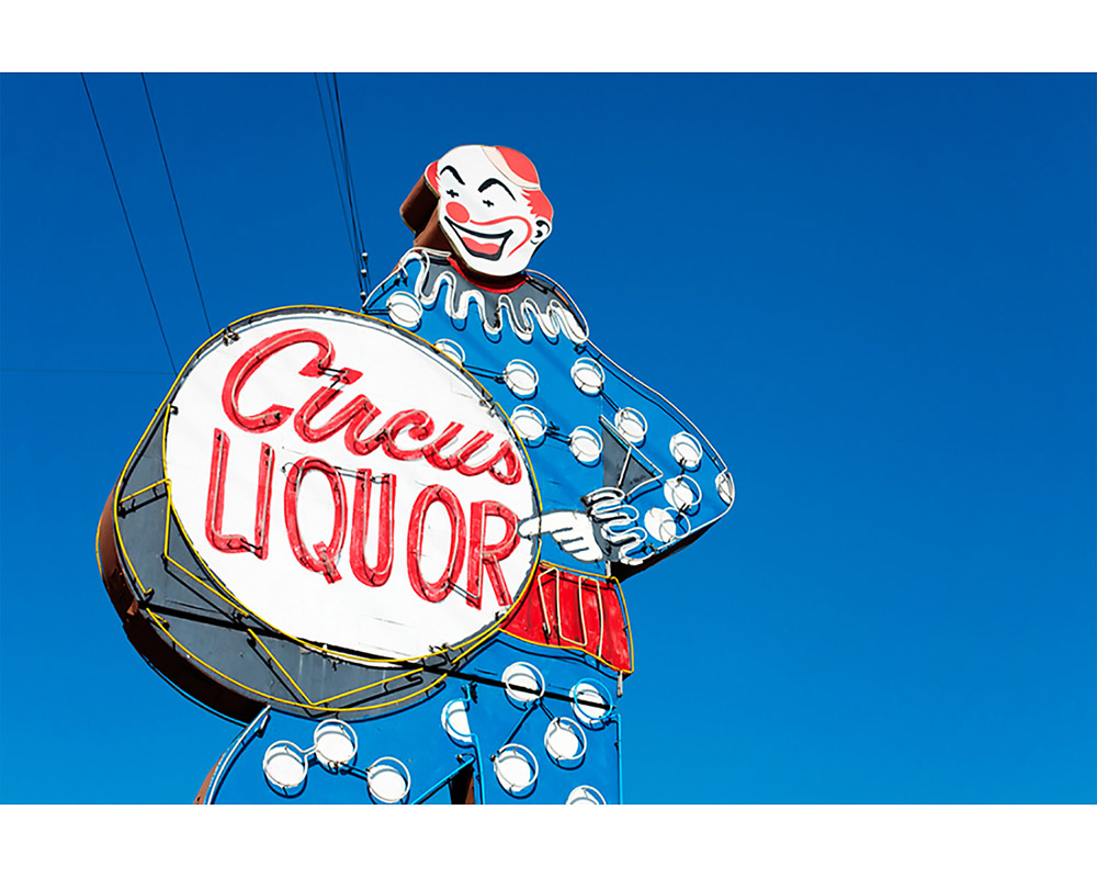 Circus Liquor